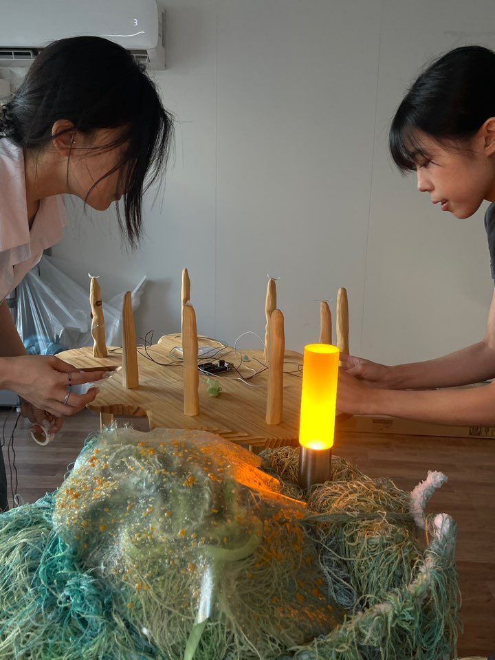 Rhizome 작업 사진